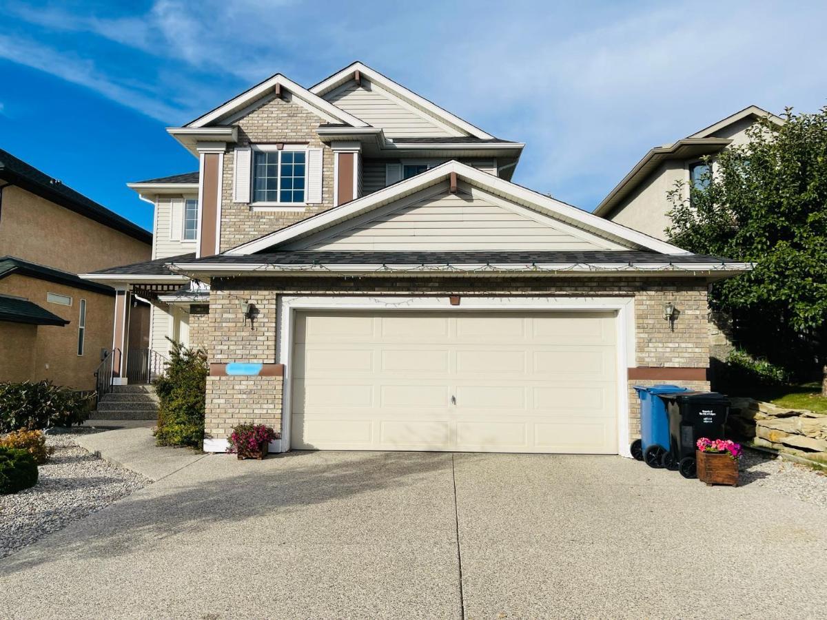 Joe'S Cozy And Quality Place In Calgary YYC Exterior foto